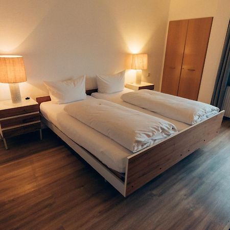 Gasthof Hotel Zur Post Egloffstein エクステリア 写真
